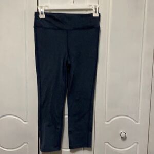 Lou & Grey Capri Leggings Gray size XS